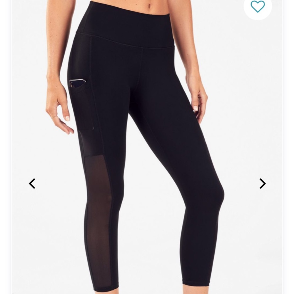 Trinity mid rise black  7/8